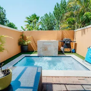  Holiday home Gold Coast Beautiful House With Private Pool
